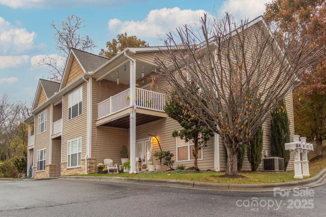 $274,900 | 6 Northbrook Place, Unit B, Asheville, NC 28804