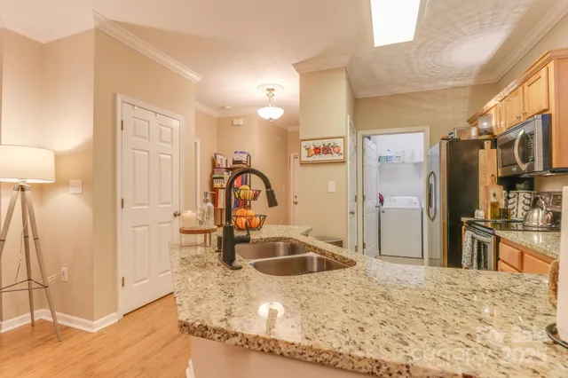 $274,900 | 6 Northbrook Place, Unit B, Asheville, NC 28804