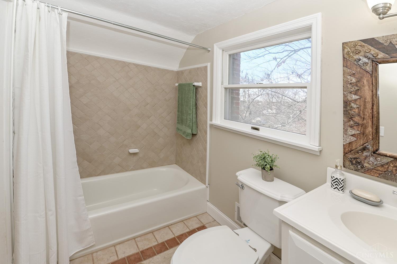 6188 Salem Road Cincinnati, OH 45230 - Photo 20 of 32 Gallery Image 20