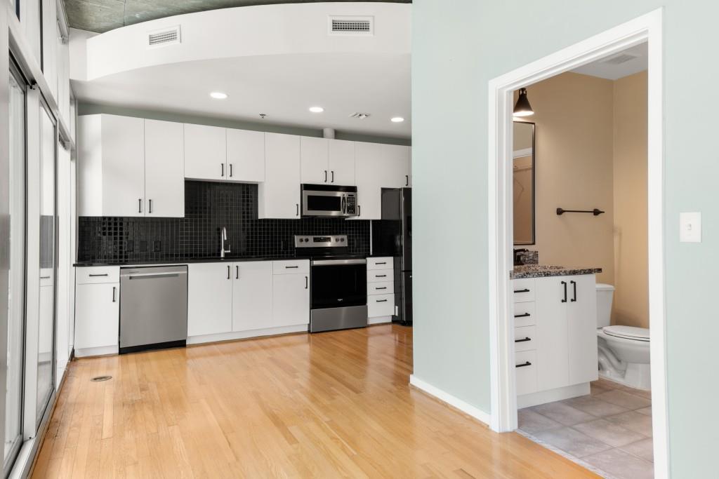 923 Peachtree Street Northeast, Unit 932 Atlanta, GA 30309 - Photo 17 of 69