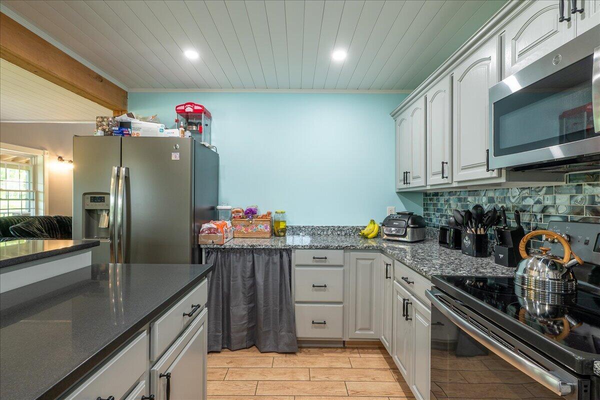 55 Mountain View Extension Rockland, ME 04841 - Photo 7 of 61 08-55 Mountain View Ext-8