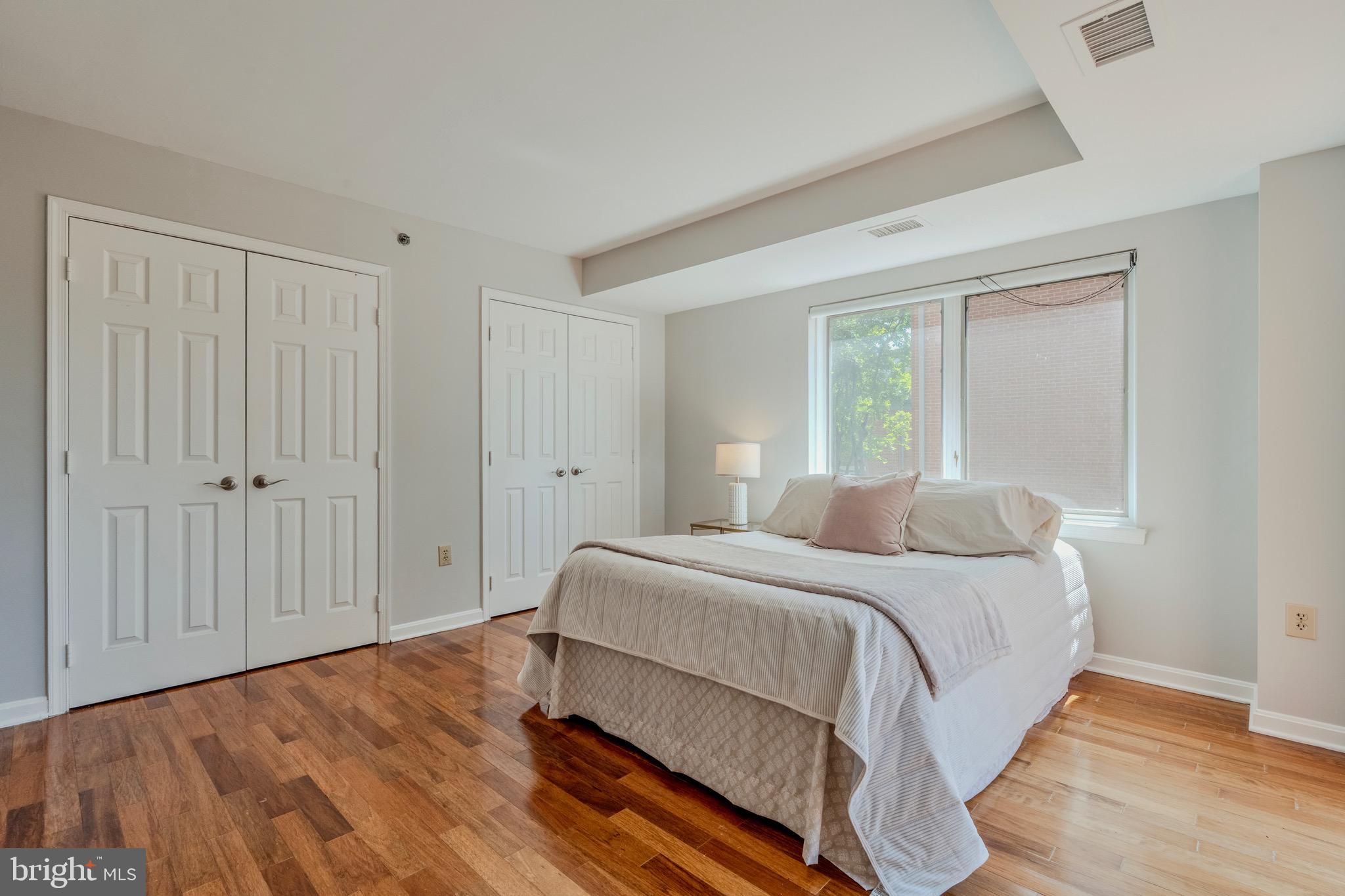 505 East Braddock Road, Unit 104 Alexandria, VA 22314 - Photo 19 of 42 Owner's Suite