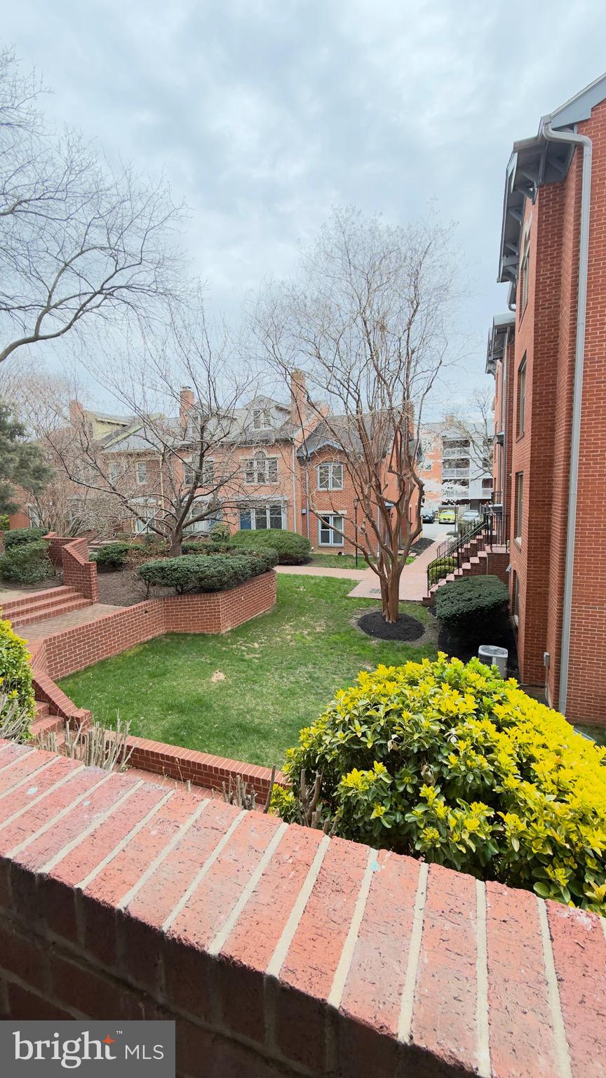505 East Braddock Road, Unit 104 Alexandria, VA 22314 - Photo 6 of 42 Wonderful View of CourtYard