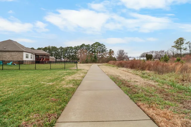 $2,300 | 740 Jersey Drive, Clarksville, TN 37043