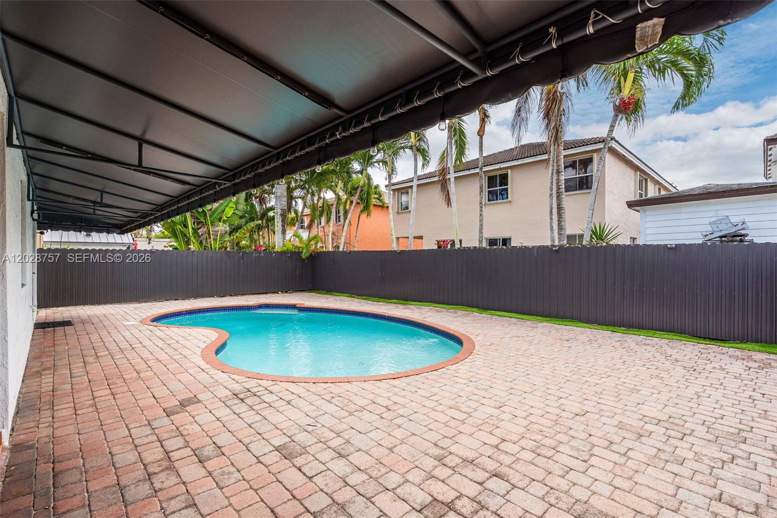 16610 Southwest 57th Lane Miami, FL 33193 - Photo 37 of 47