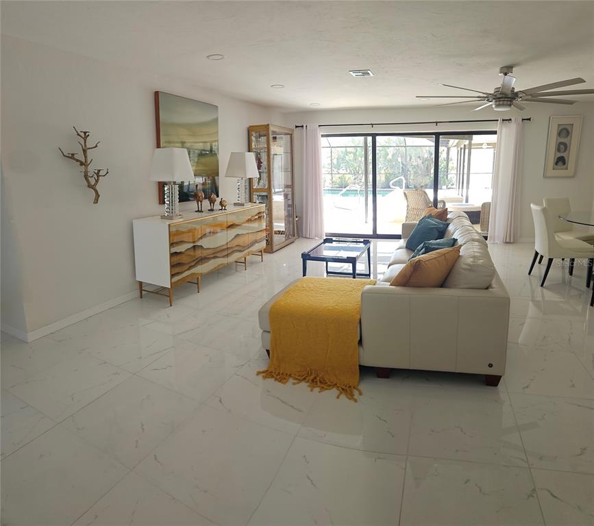 142 Torrey Pines Point Naples, FL 34113 - Photo 11 of 38