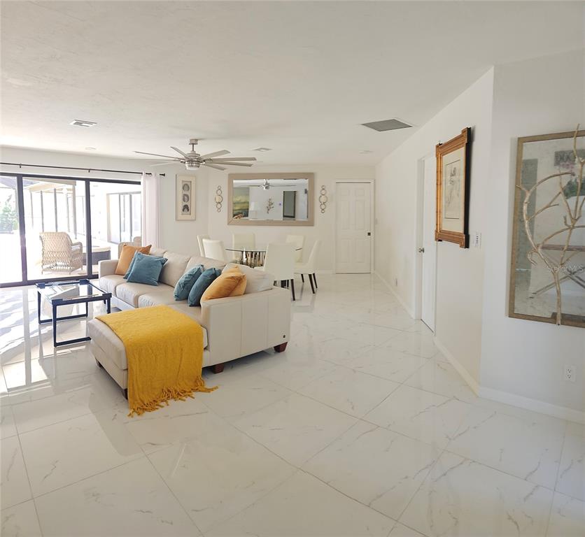 142 Torrey Pines Point Naples, FL 34113 - Photo 14 of 38