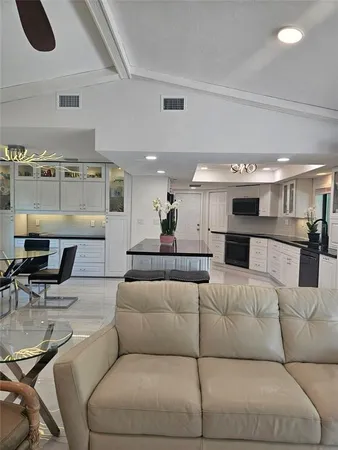 $1,049,000 | 142 Torrey Pines Point, Naples, FL 34113