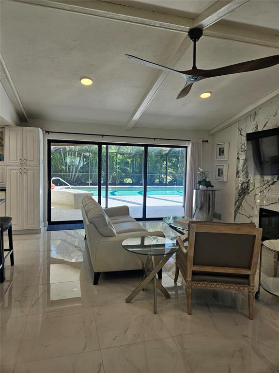 142 Torrey Pines Point Naples, FL 34113 - Photo 7 of 38