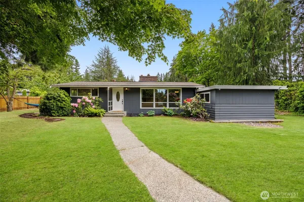 $800,000 | 9430 220th Street Southwest, Edmonds, WA 98020