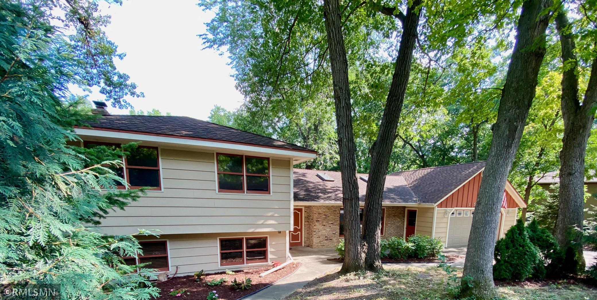 15685 Fish Point Road Prior Lake, MN 55372 - Photo 8 of 23 Gallery Image 8