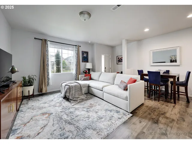 $359,900 | 2170 Southeast 16th Street, Gresham, OR 97080