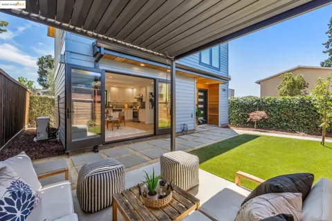 $2,097,000 | 737-739 61st Street, Oakland, CA 94609