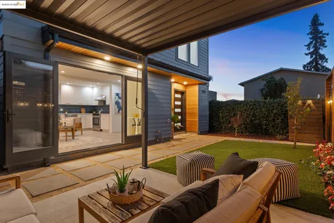 $2,097,000 | 737-739 61st Street, Oakland, CA 94609