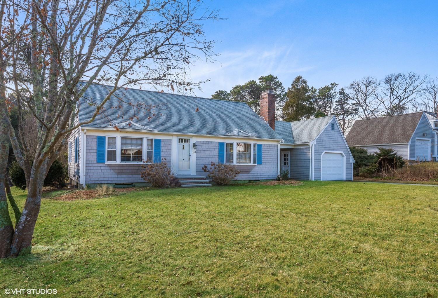 148 Katherine Road Centerville, MA 02632 - Photo 3 of 16 01_148KatharineRd_57_FrontView_MLSuse_15