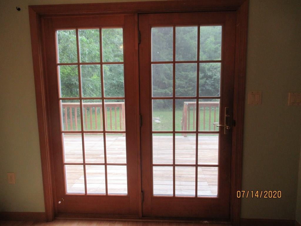 21 Barrows Road Worcester, MA 01609 - Photo 4 of 28 Gallery Image 4
