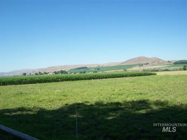 $1,100,000 | 721 Mendiola Road, Nyssa, OR 97913