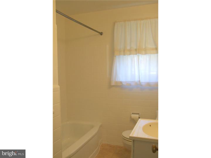 49 Eastwood Road Media, PA 19063 - Photo 8 of 15 Gallery Image 8