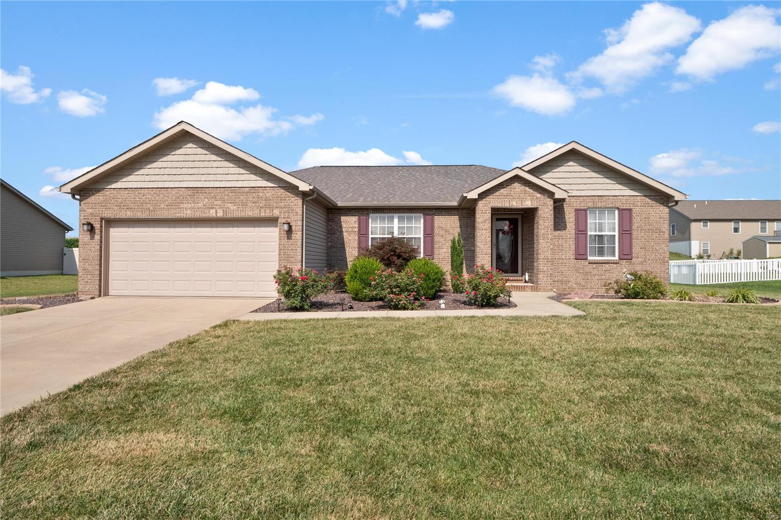 1524 Rachael Lane Waterloo, IL 62298 - Photo 2 of 35
