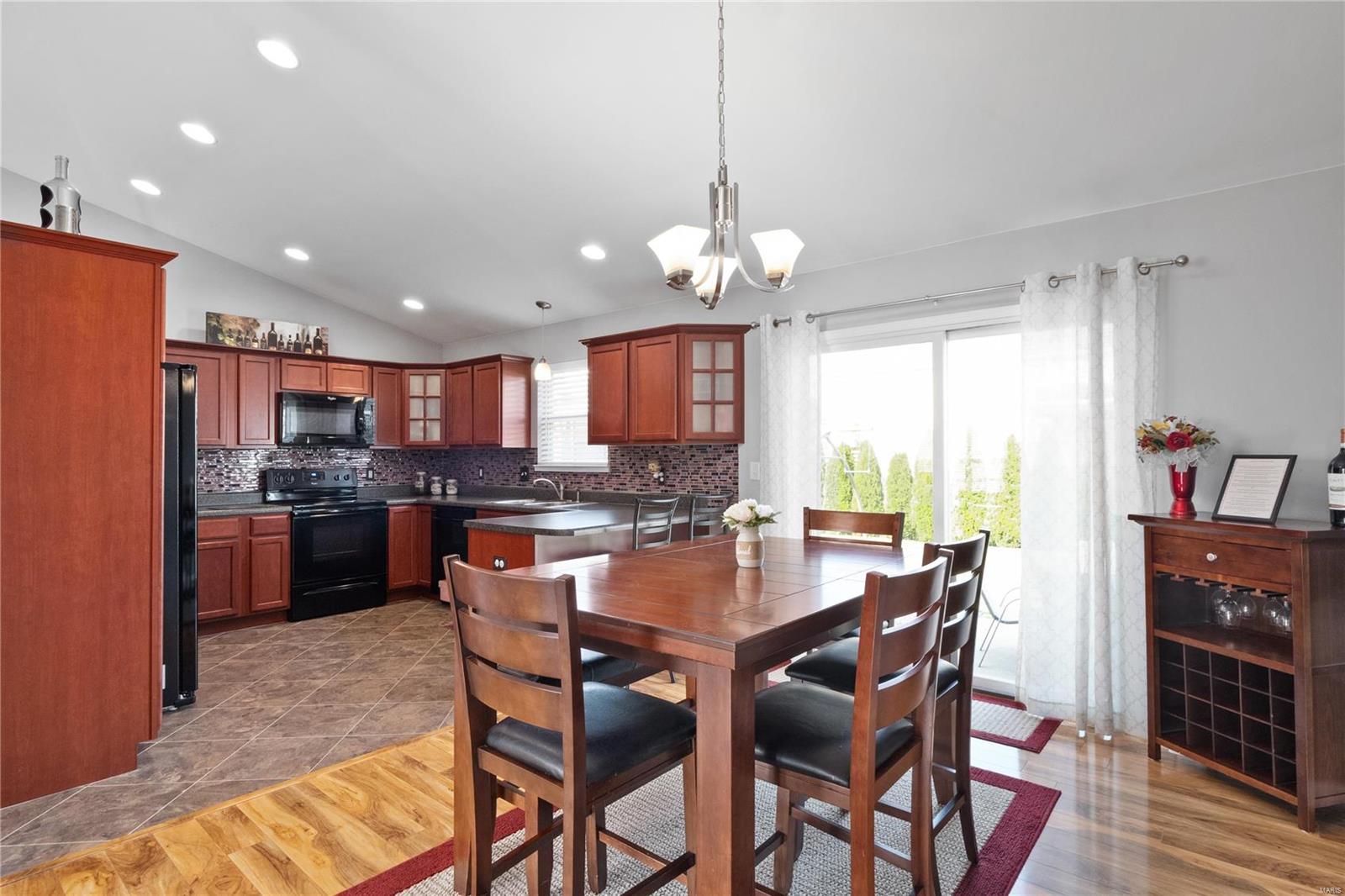 1524 Rachael Lane Waterloo, IL 62298 - Photo 9 of 35