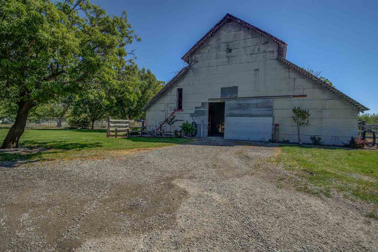 6110 Napa Road Corning, CA 96021 - Photo 4 of 62
