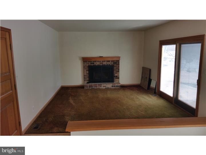 517 Cobbleskill Lane Exton, PA 19341 - Photo 6 of 14 Family Room
