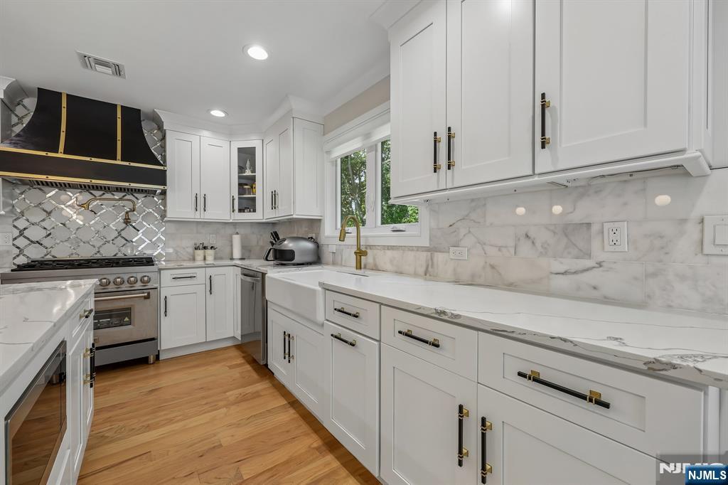 676 Ridgewood Avenue Oradell, NJ 07649 - Photo 16 of 50