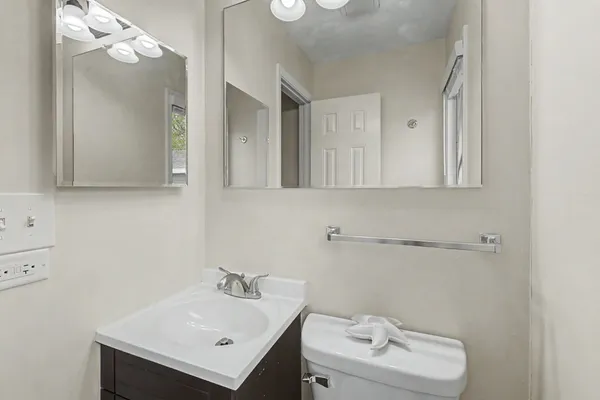 $459,900 | 218 North Louis Street, Mount Prospect, IL 60056