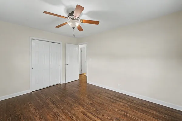 $459,900 | 218 North Louis Street, Mount Prospect, IL 60056