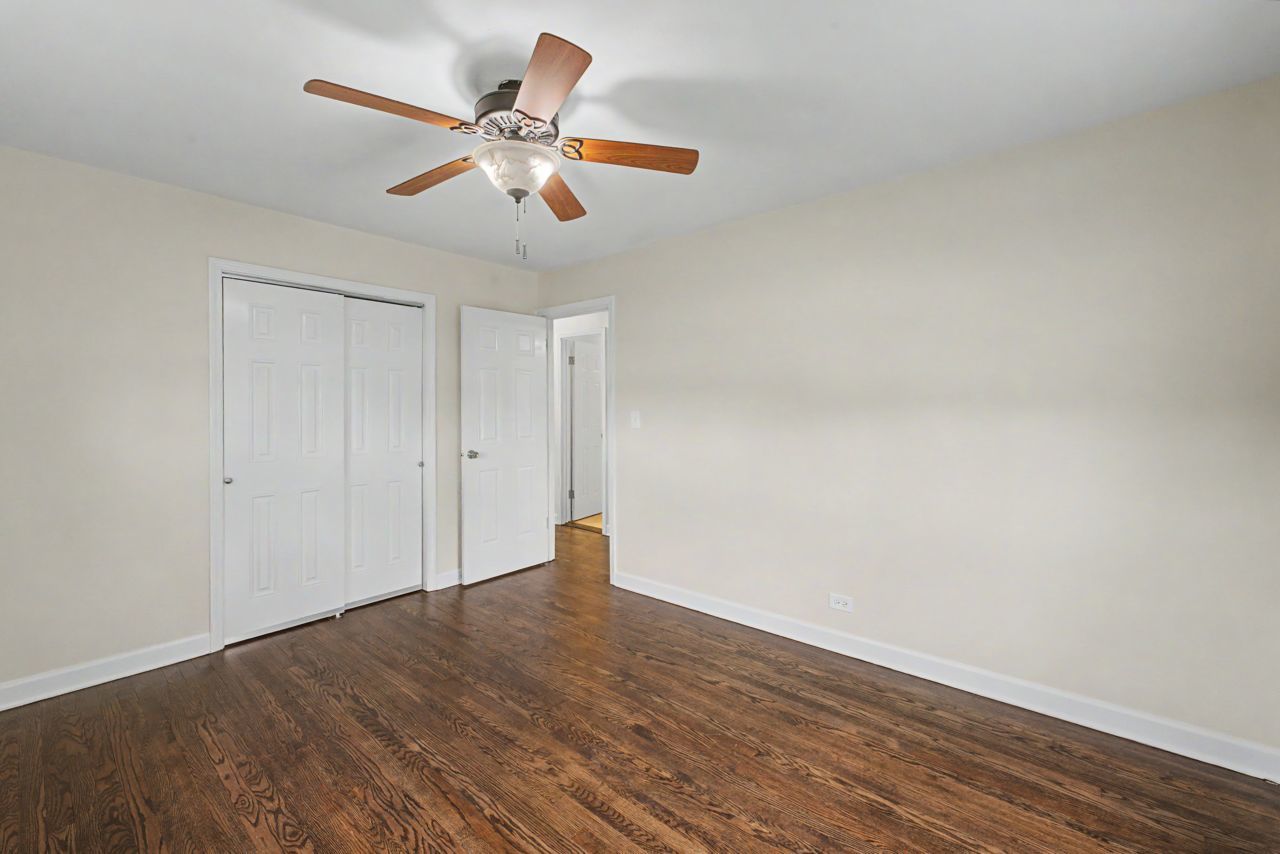 218 North Louis Street Mount Prospect, IL 60056 - Photo 18 of 33