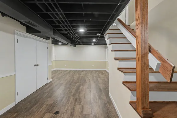 $459,900 | 218 North Louis Street, Mount Prospect, IL 60056