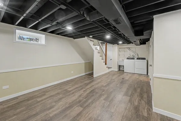 $459,900 | 218 North Louis Street, Mount Prospect, IL 60056