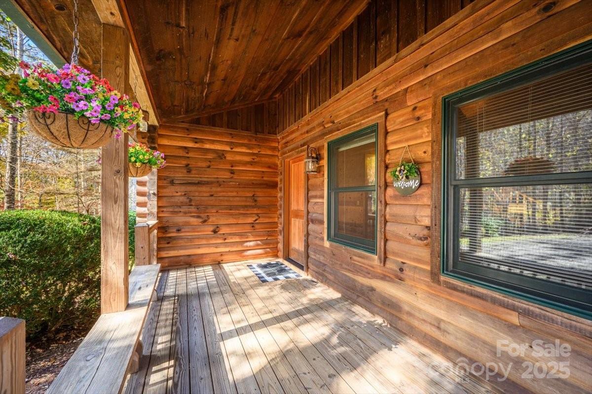 87 Prater Cove Road Franklin, NC 28734 - Photo 17 of 34 a view of entryway with wooden floor