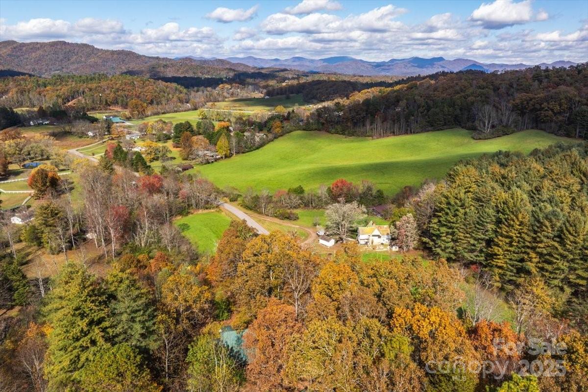 87 Prater Cove Road Franklin, NC 28734 - Photo 10 of 34 a view of a city with mountains in the background