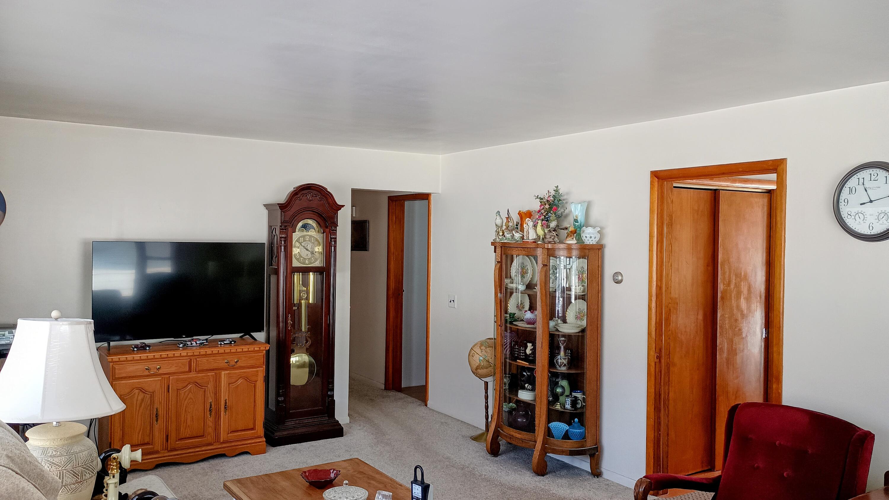 3816 West Fountain Road Ludington, MI 49431 - Photo 5 of 50 IMG_20260320_111315052-EDIT