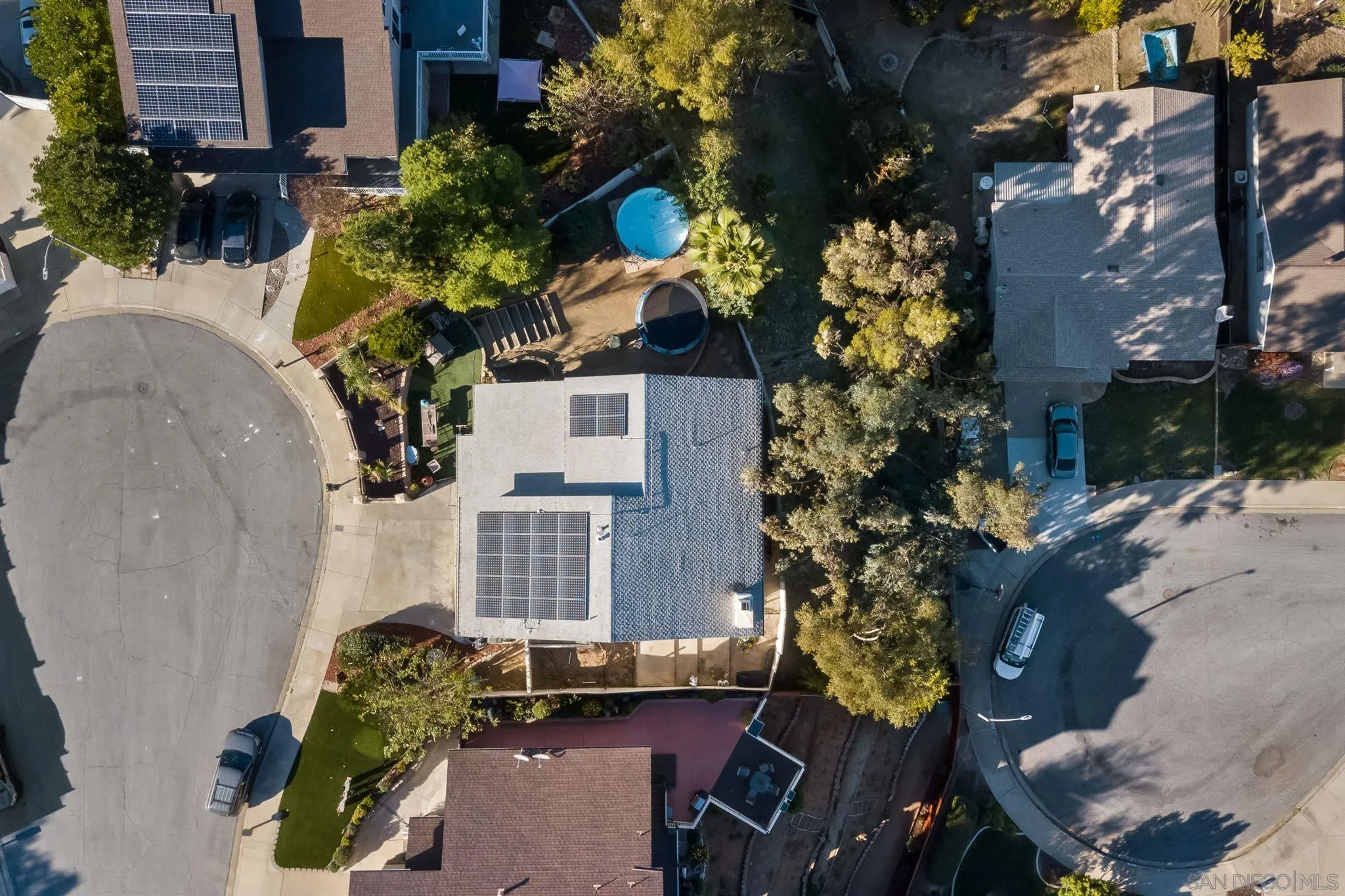 330 Rock Ridge Place Escondido, CA 92027 - Photo 31 of 32 front view of a house