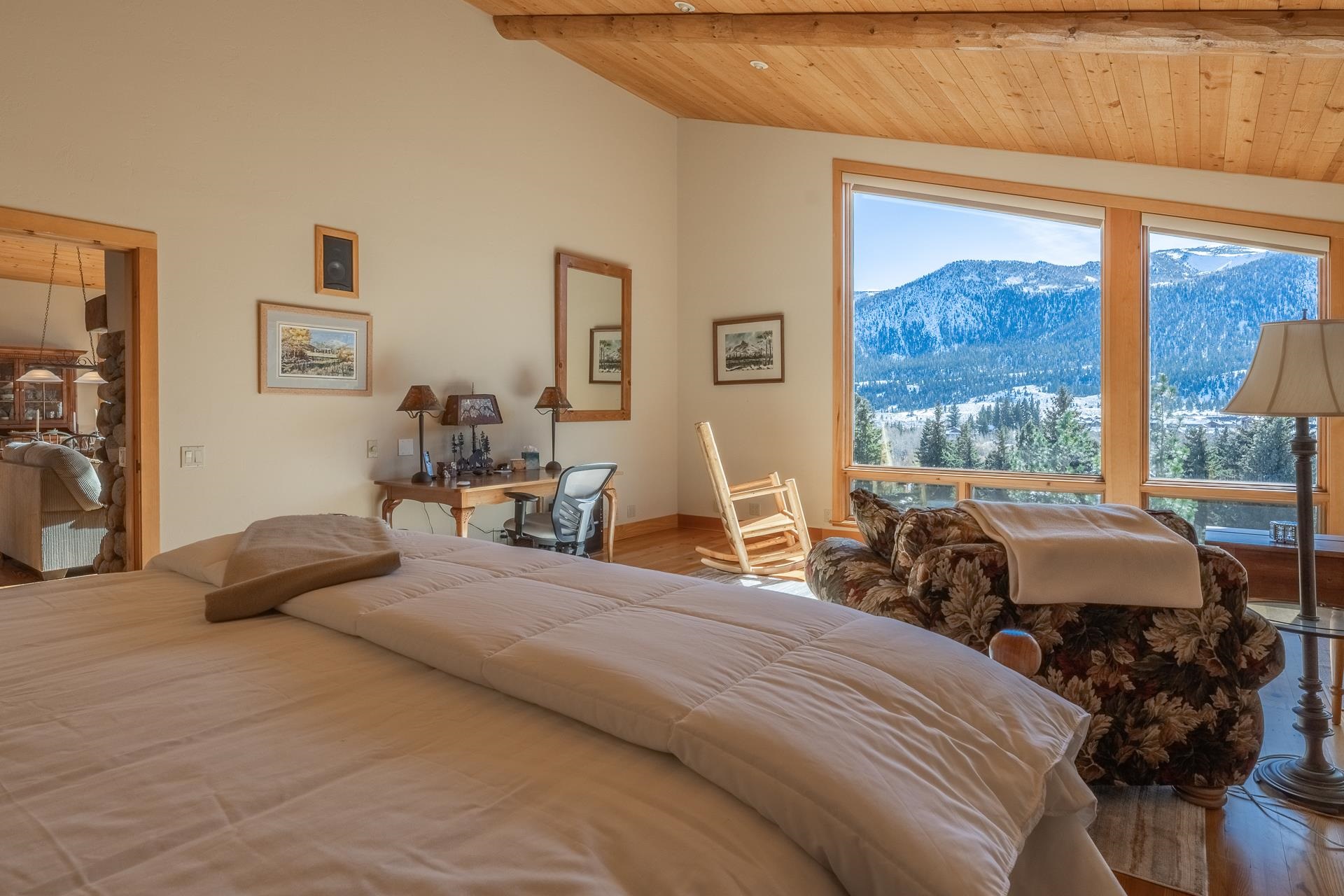91 Ridge Way Mammoth Lakes, CA 93546 - Photo 20 of 49 a bedroom with two beds and a large window