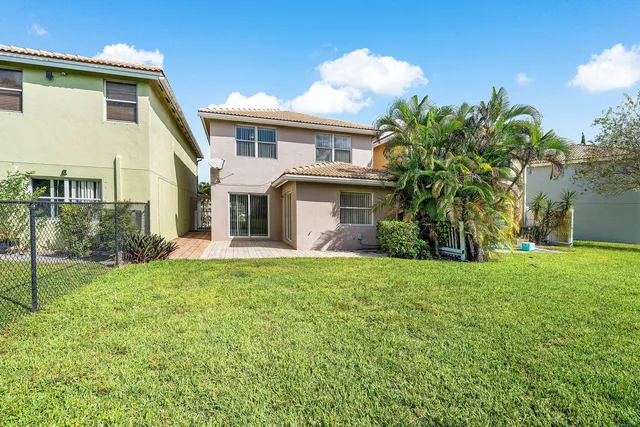 $2,900 | 3256 Commodore Court, West Palm Beach, FL 33411