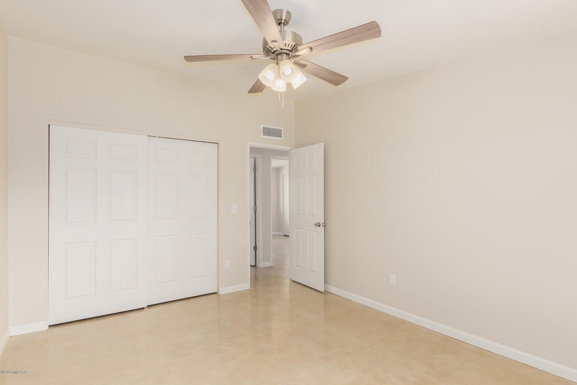 1979 West Saxony Road Tucson, AZ 85713 - Photo 6 of 26