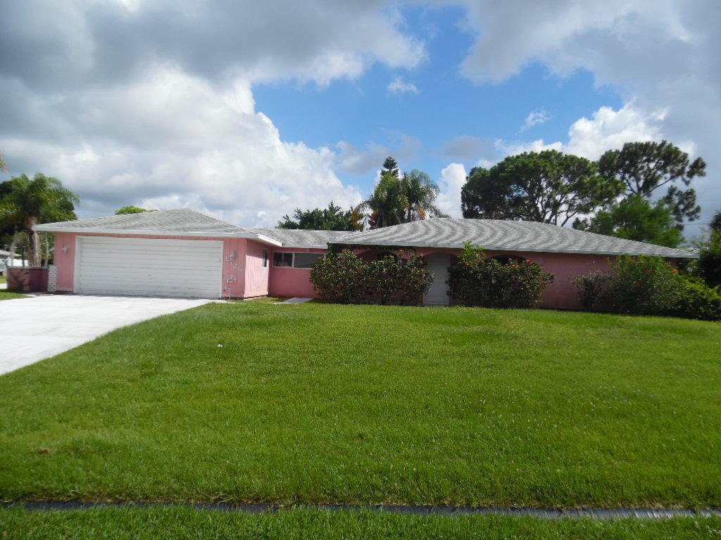 1526 Southeast Pitcher Road Port St. Lucie, FL 34952 - Photo 1 of 19 FRONT