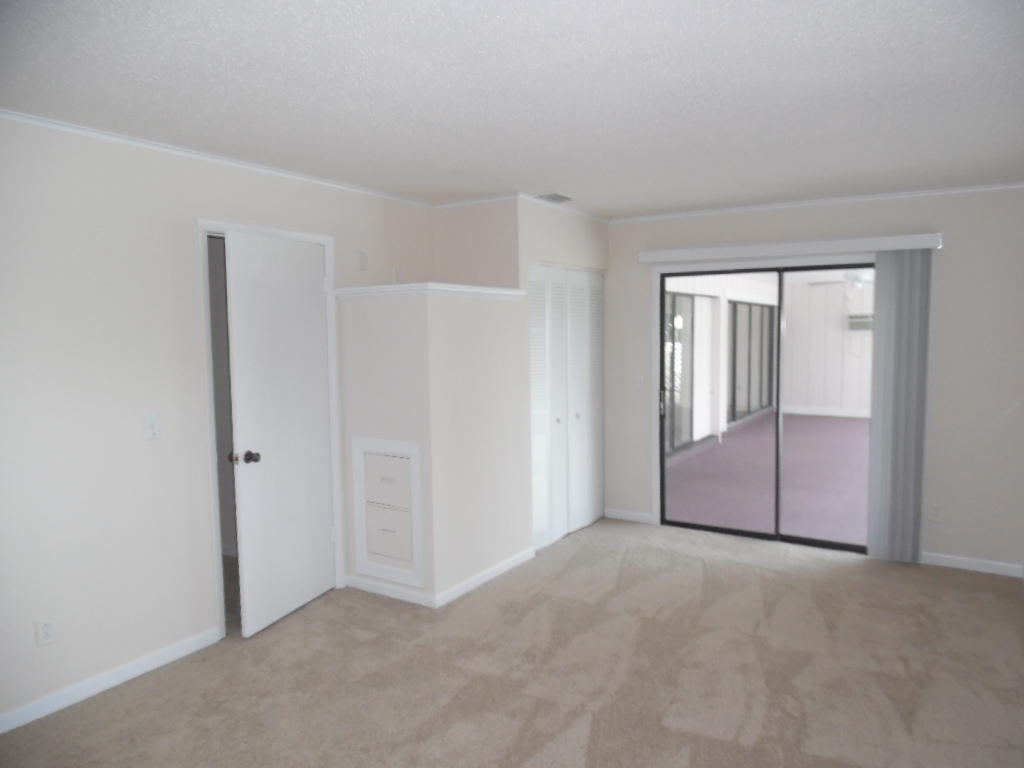 1526 Southeast Pitcher Road Port St. Lucie, FL 34952 - Photo 8 of 19 009