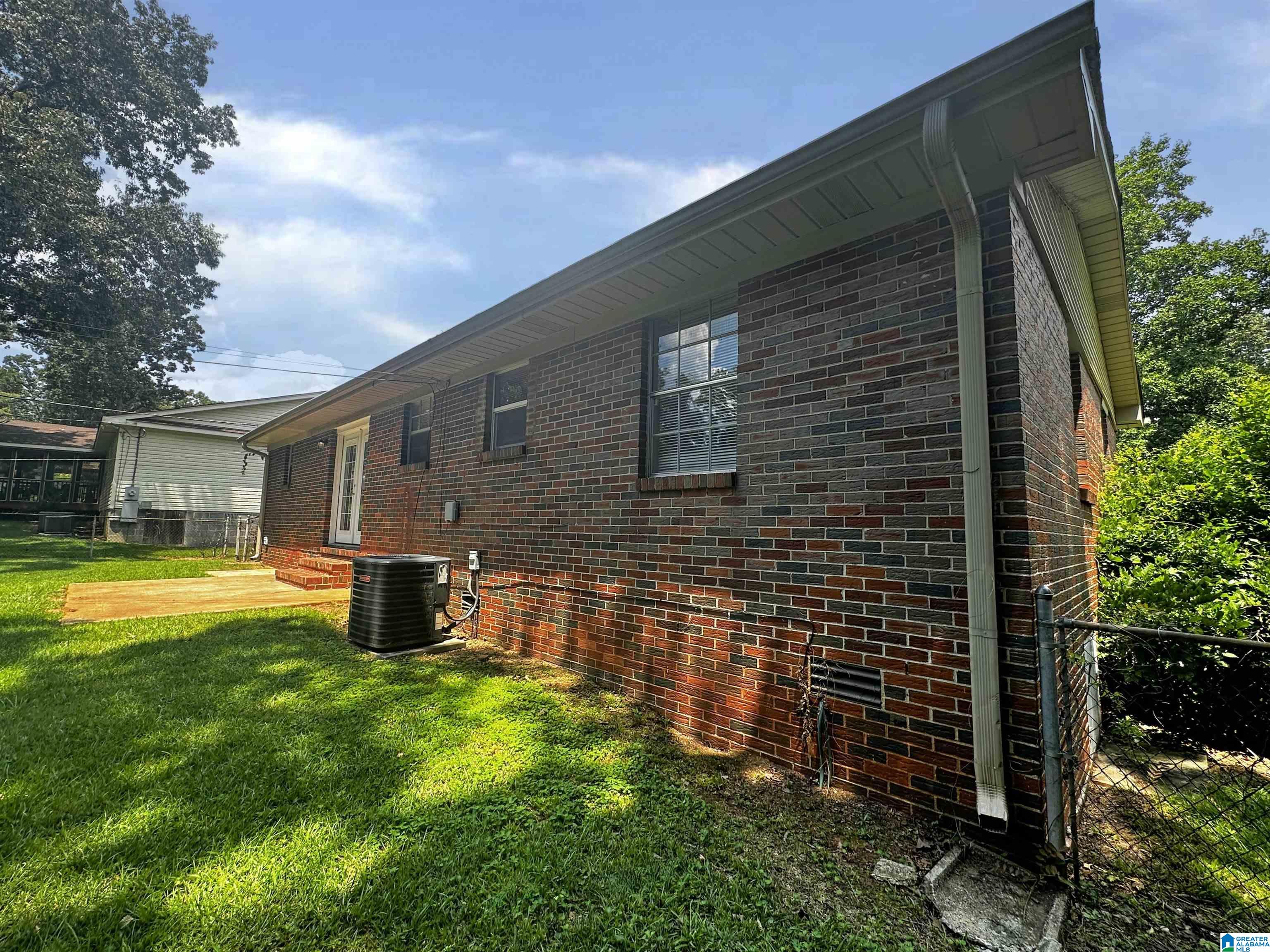 813 Roberson Road Fairfield, AL 35064 - Photo 19 of 23 Gallery Image 19