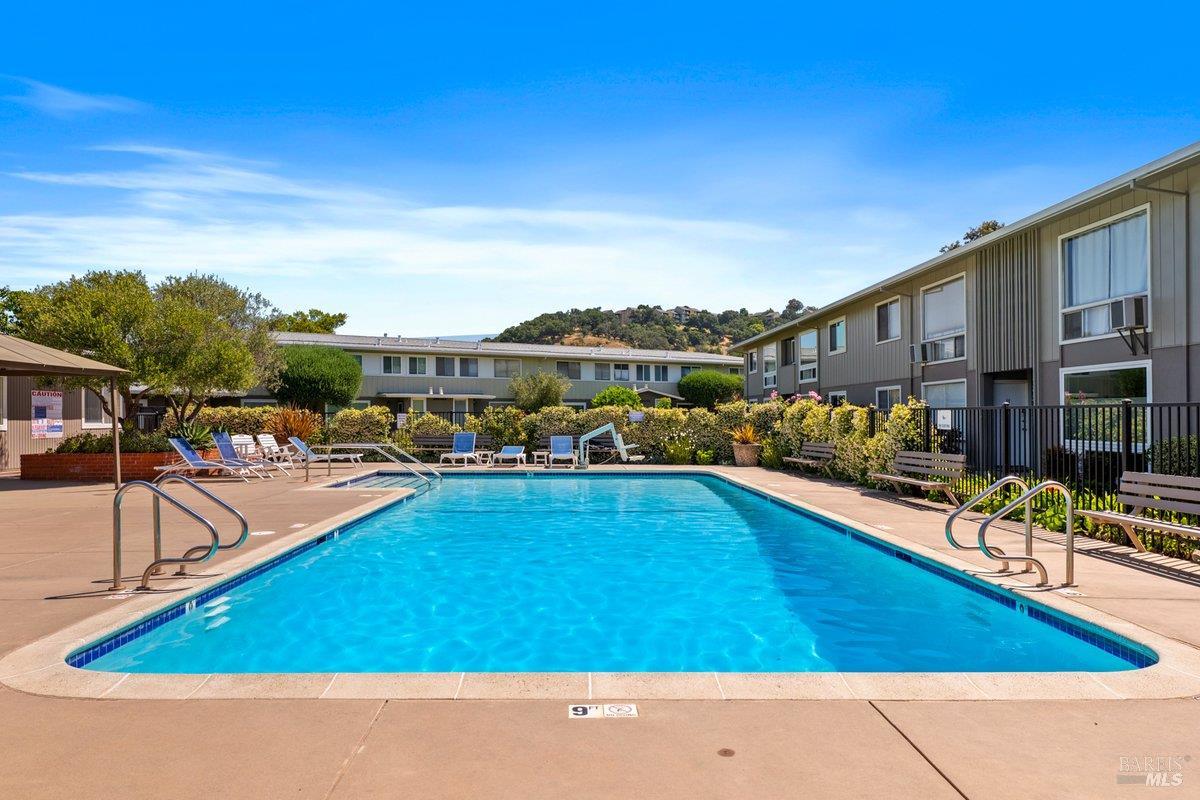 1072 Los Gamos Road, Unit E San Rafael, CA 94903 - Photo 23 of 23