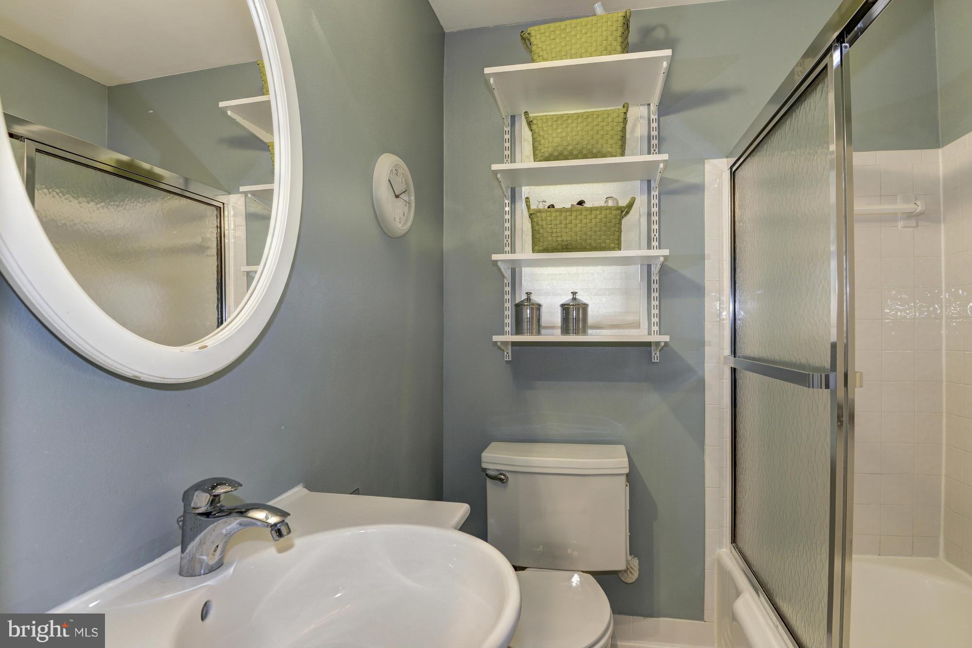 1406 Thornden Road Rockville, MD 20851 - Photo 11 of 29 Bath