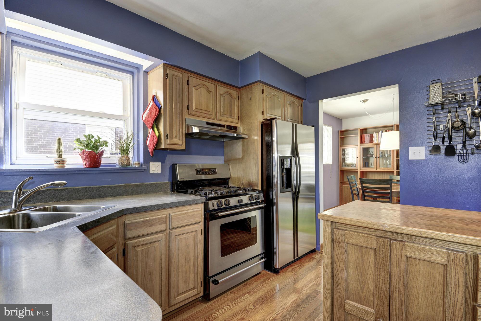 1406 Thornden Road Rockville, MD 20851 - Photo 10 of 29 Kitchen