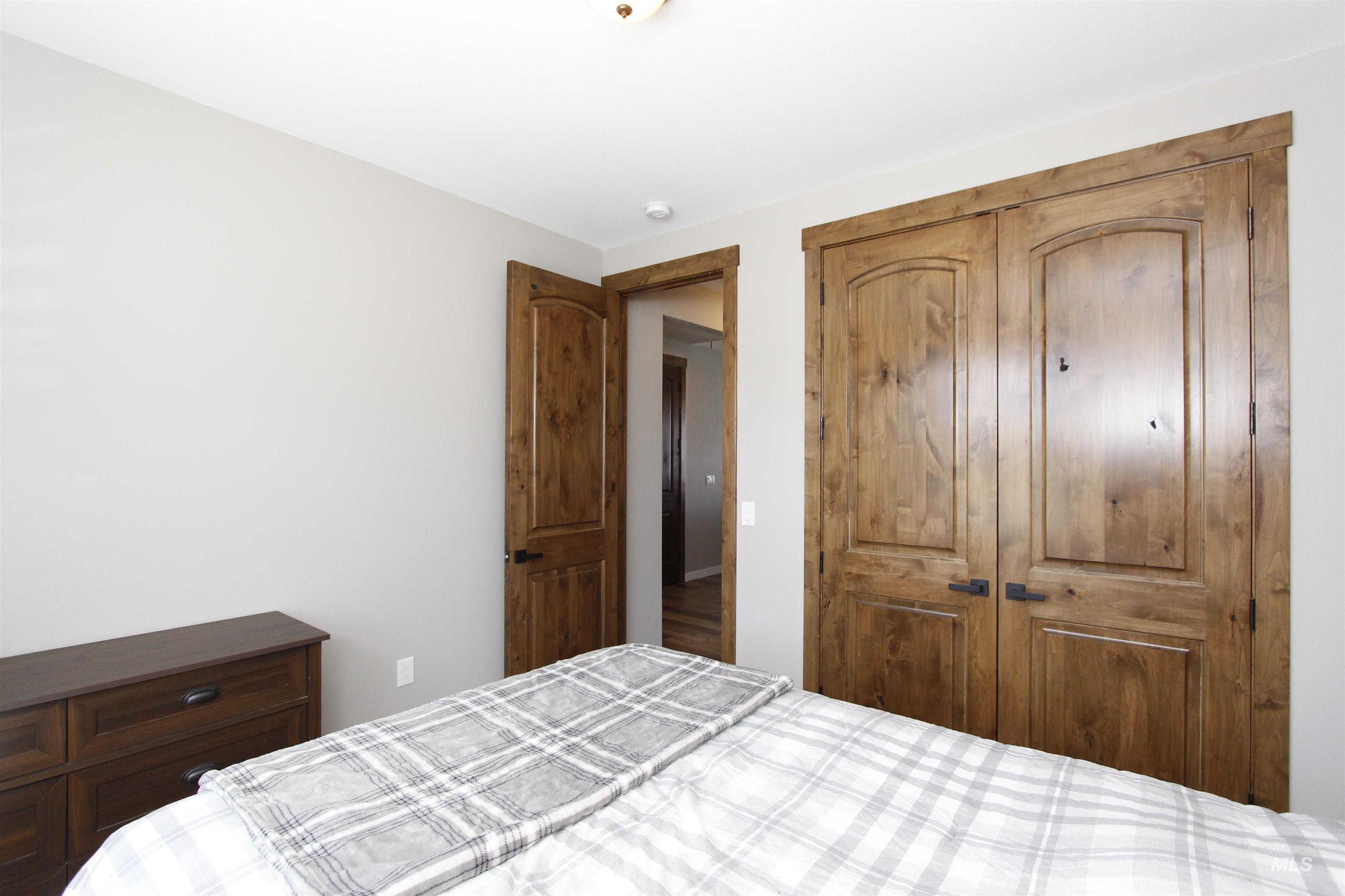 2013 Cedar Avenue Lewiston, ID 83501 - Photo 27 of 46 Bedroom with a closet