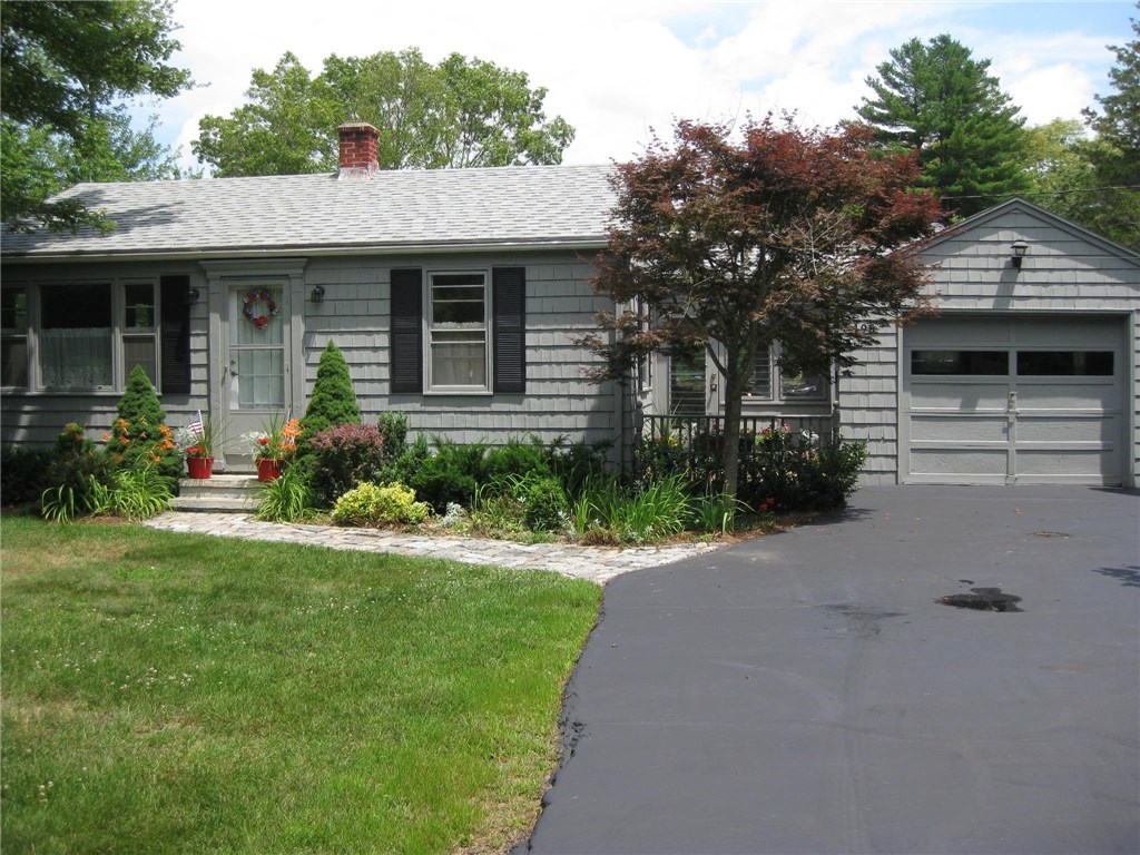195 Old County Road Smithfield, RI 02917 - Photo 1 of 23 Exterior Front