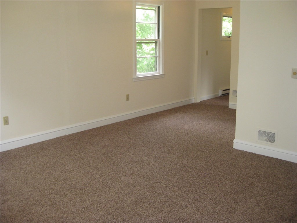 195 Old County Road Smithfield, RI 02917 - Photo 10 of 23