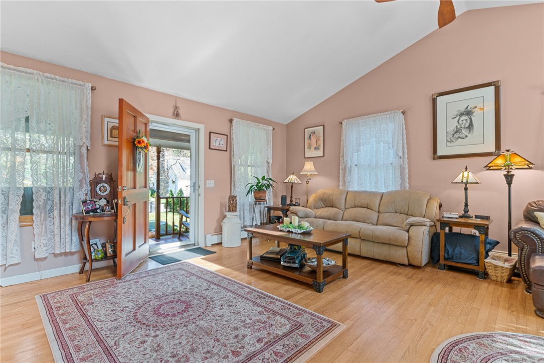 186 Hopkins Hollow Road Coventry, RI 02827 - Photo 13 of 50