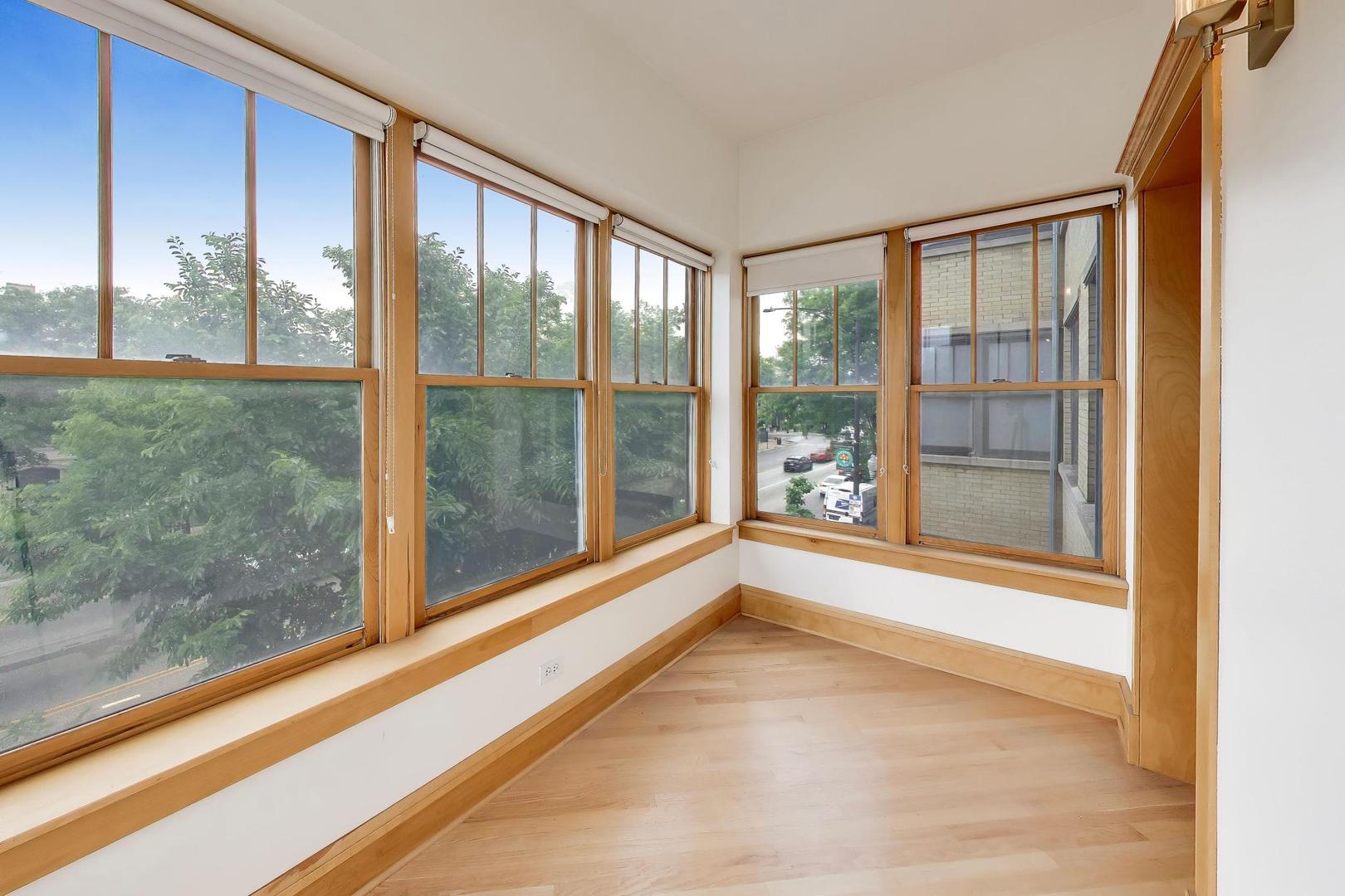 6741 North Sheridan Road, Unit 2S Chicago, IL 60626 - Photo 6 of 35